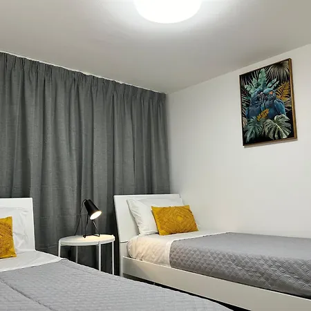 Apartment Matteotti35 *